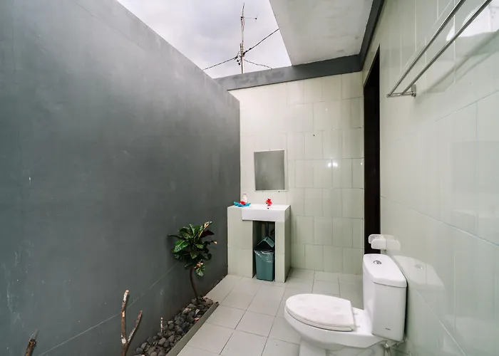 D And B Bungalow's By Dewizz Management 3* レンボンガン島